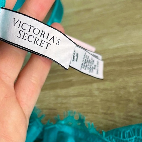 Victoria’s Secret Dream Angel Unlined Demi Sheer Lace Teal Bra - Size 36C - Picture 6 of 10